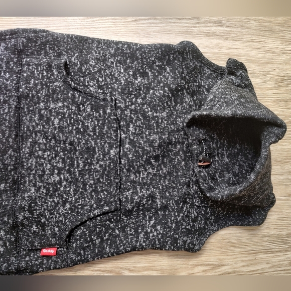 L dog turtleneck pullover - Picture 3 of 5